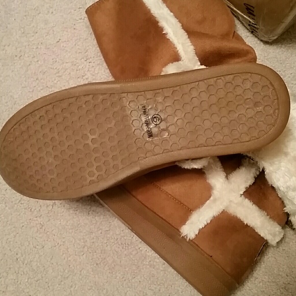 Cyndee faux fur lined boots - Picture 8 of 8